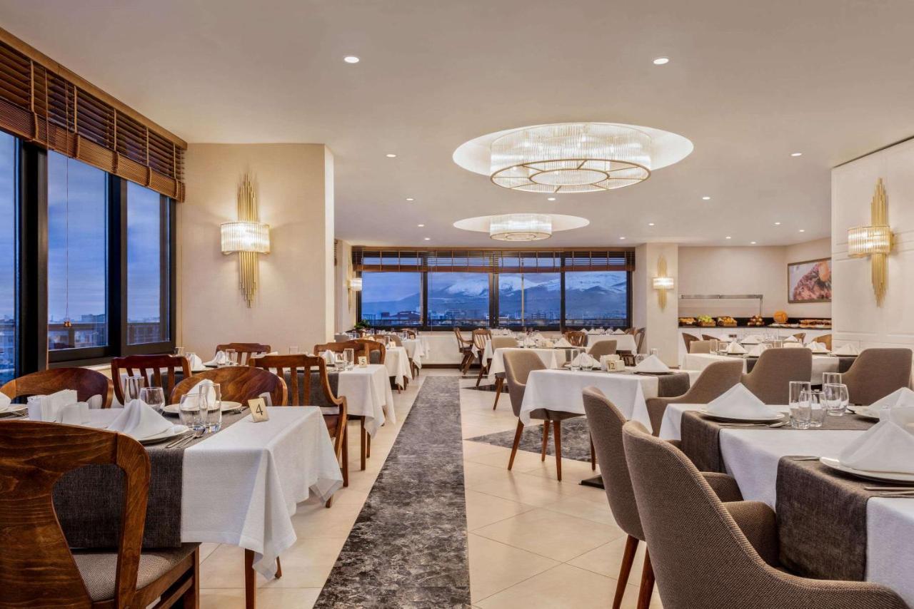 Hotel Ramada By Wyndham Nigde Zewnętrze zdjęcie