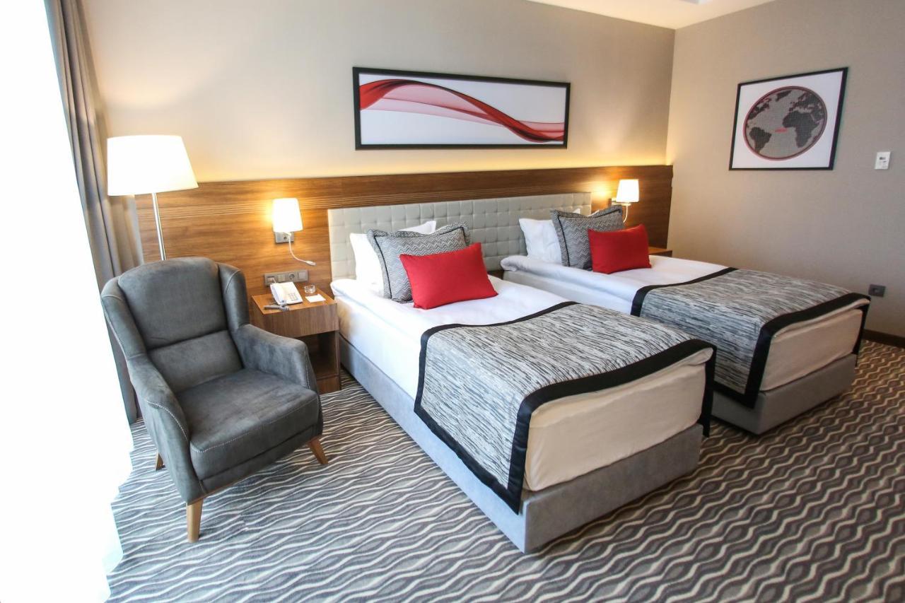 Hotel Ramada By Wyndham Nigde Zewnętrze zdjęcie