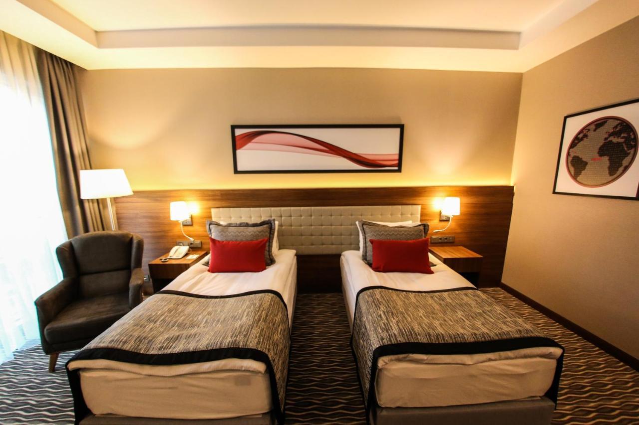 Hotel Ramada By Wyndham Nigde Zewnętrze zdjęcie